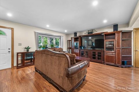 Tiny photo for 849 Hemlock Drive, Sleepy Hollow, IL 60118 (MLS # 12479415)