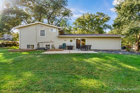 Tiny photo for 849 Hemlock Drive, Sleepy Hollow, IL 60118 (MLS # 12479415)