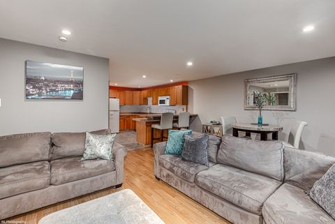 Tiny photo for 5840 W 77th Street #302, Burbank, IL 60459 (MLS # 12522904)