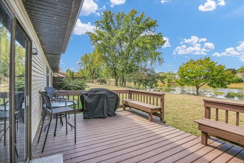 Tiny photo for 423 Clearwater Drive #423, Champaign, IL 61822 (MLS # 12484462)