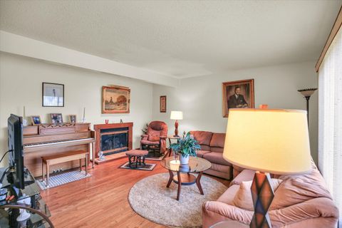 Tiny photo for 423 Clearwater Drive #423, Champaign, IL 61822 (MLS # 12484462)