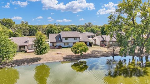 Tiny photo for 423 Clearwater Drive #423, Champaign, IL 61822 (MLS # 12484462)