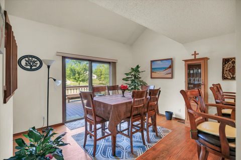 Tiny photo for 423 Clearwater Drive #423, Champaign, IL 61822 (MLS # 12484462)