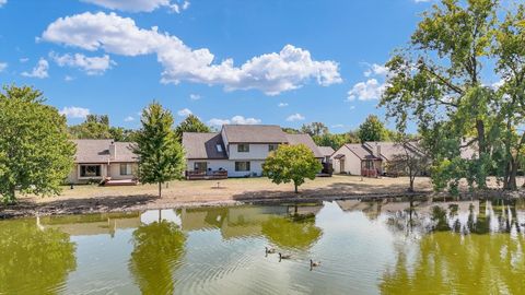Tiny photo for 423 Clearwater Drive #423, Champaign, IL 61822 (MLS # 12484462)