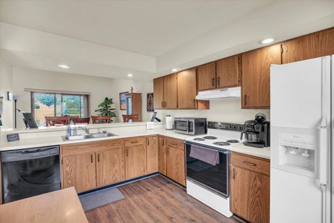 Tiny photo for 423 Clearwater Drive #423, Champaign, IL 61822 (MLS # 12484462)