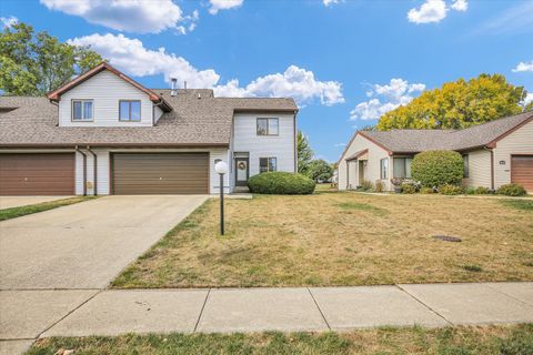 Tiny photo for 423 Clearwater Drive #423, Champaign, IL 61822 (MLS # 12484462)