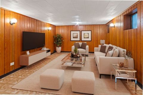 Tiny photo for 5646 N Francisco Avenue, Chicago, IL 60659 (MLS # 12491858)