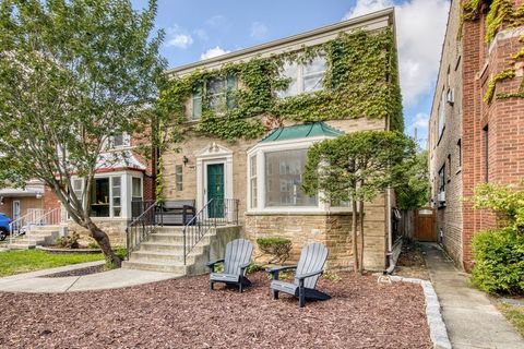 Photo of 5646 N Francisco Avenue, Chicago, IL 60659 (MLS # 12491858)