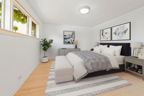 Tiny photo for 5646 N Francisco Avenue, Chicago, IL 60659 (MLS # 12491858)