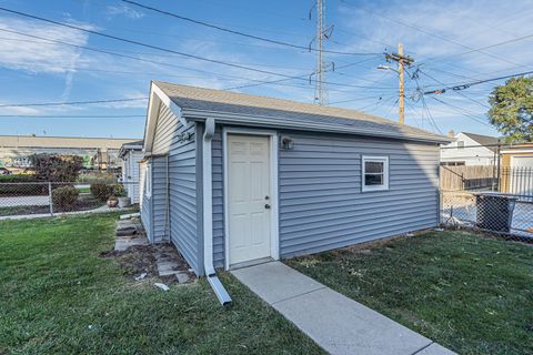 Tiny photo for 31 46th Avenue, Bellwood, IL 60104 (MLS # 12539281)