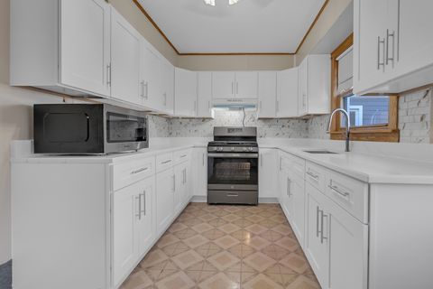 Tiny photo for 31 46th Avenue, Bellwood, IL 60104 (MLS # 12539281)