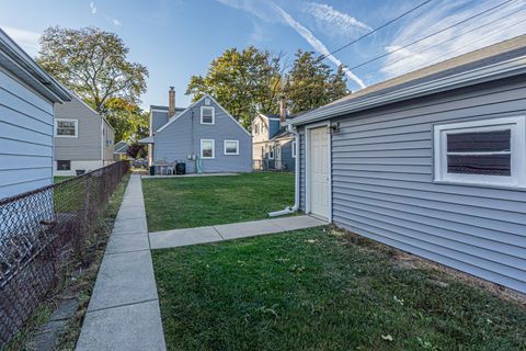 Tiny photo for 31 46th Avenue, Bellwood, IL 60104 (MLS # 12539281)
