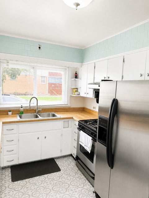 Tiny photo for 3946 Gunderson Avenue, Stickney, IL 60402 (MLS # 12727049)