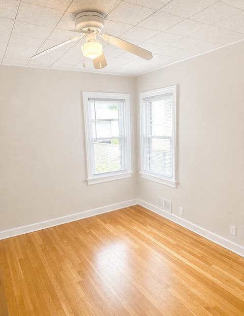 Tiny photo for 3946 Gunderson Avenue, Stickney, IL 60402 (MLS # 12727049)