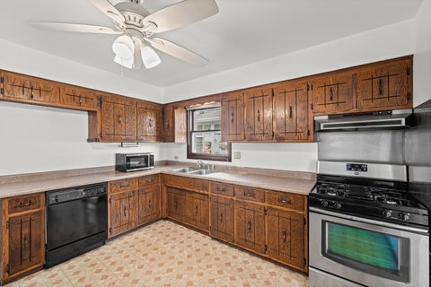 Tiny photo for 22W313 1 ST Street, Glen Ellyn, IL 60137 (MLS # 12754594)