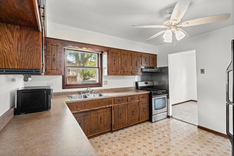 Tiny photo for 22W313 1 ST Street, Glen Ellyn, IL 60137 (MLS # 12754594)