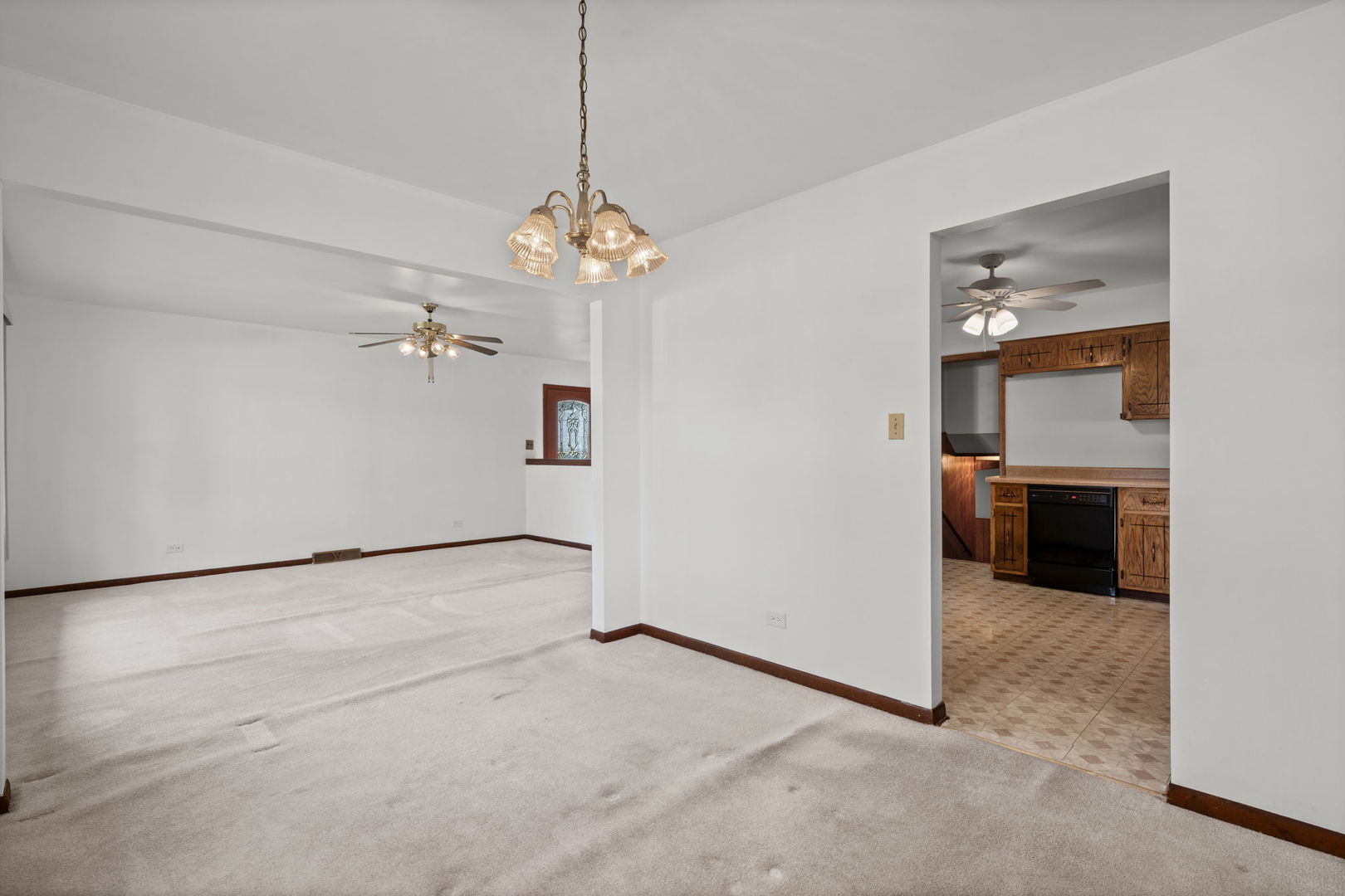 22W313 1 ST Street