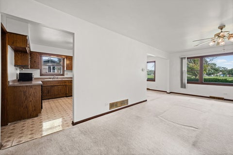 Tiny photo for 22W313 1 ST Street, Glen Ellyn, IL 60137 (MLS # 12754594)