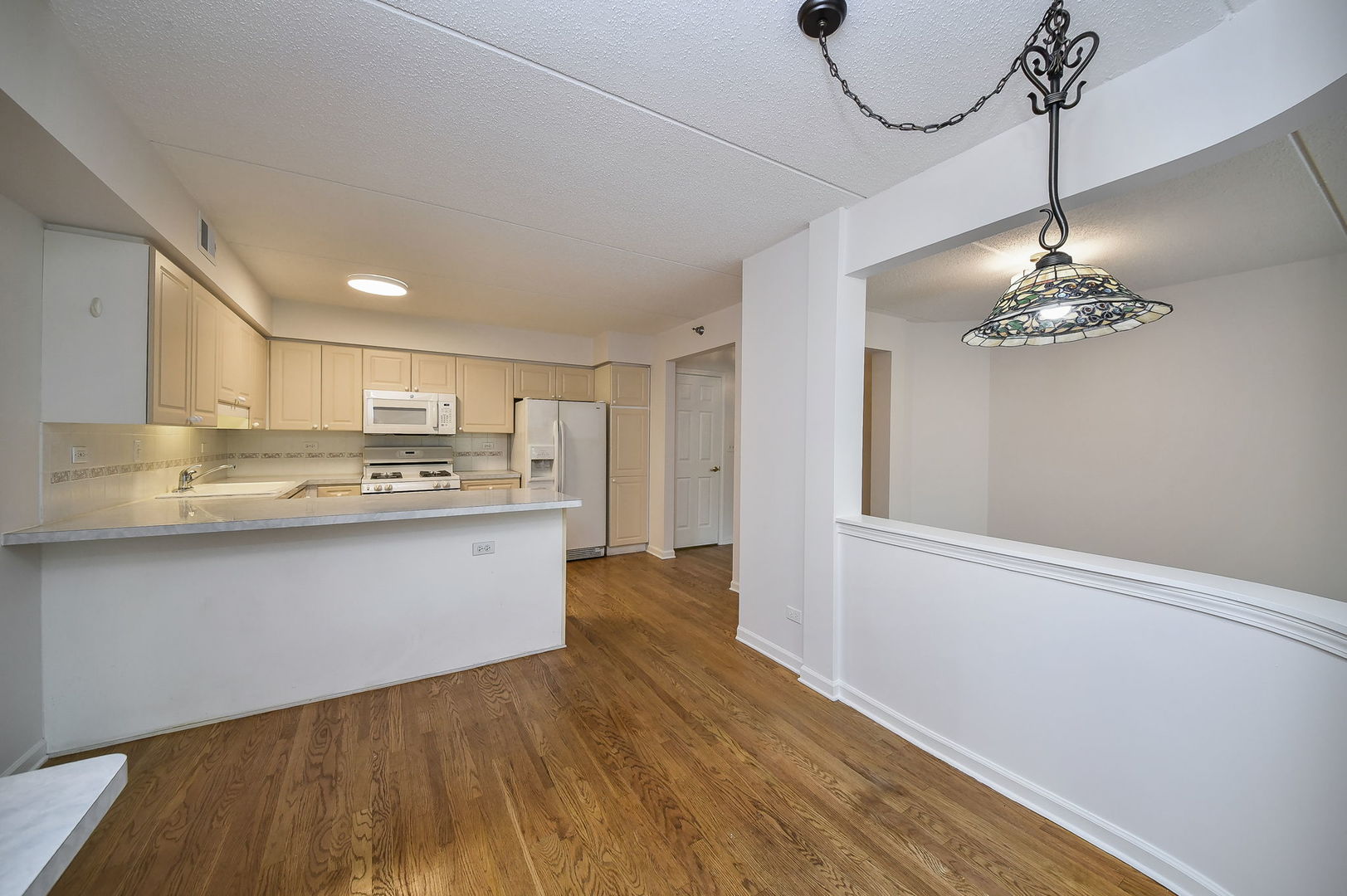 126 Day Street 203
