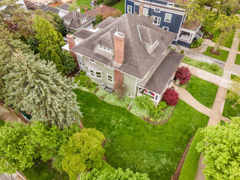 Tiny photo for 101 S Spring Avenue, La Grange, IL 60525 (MLS # 12636449)