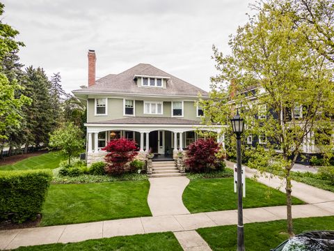 Photo of 101 S Spring Avenue, La Grange, IL 60525 (MLS # 12636449)