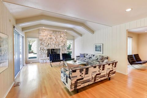 Tiny photo for 2660 Prince Street, Northbrook, IL 60062 (MLS # 12501509)