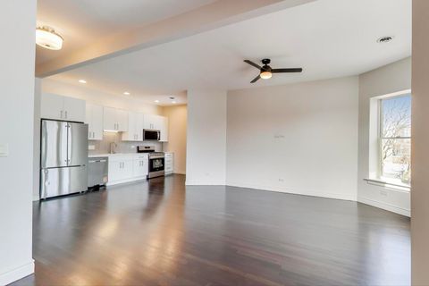 Tiny photo for 6318 S Greenwood Avenue #3, Chicago, IL 60637 (MLS # 12552617)