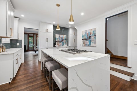 Tiny photo for 500 Linden Avenue, Oak Park, IL 60302 (MLS # 12781353)