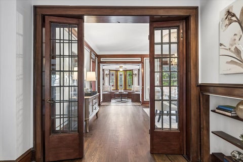 Tiny photo for 500 Linden Avenue, Oak Park, IL 60302 (MLS # 12781353)
