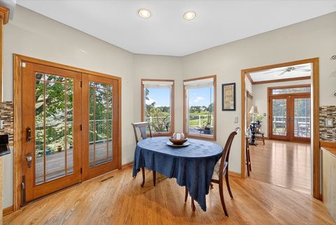 Tiny photo for 4 Bernay Court, Cary, IL 60013 (MLS # 12347841)