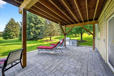 Tiny photo for 4 Bernay Court, Cary, IL 60013 (MLS # 12347841)