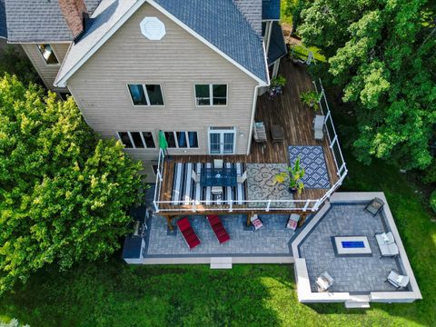 Tiny photo for 4 Bernay Court, Cary, IL 60013 (MLS # 12347841)