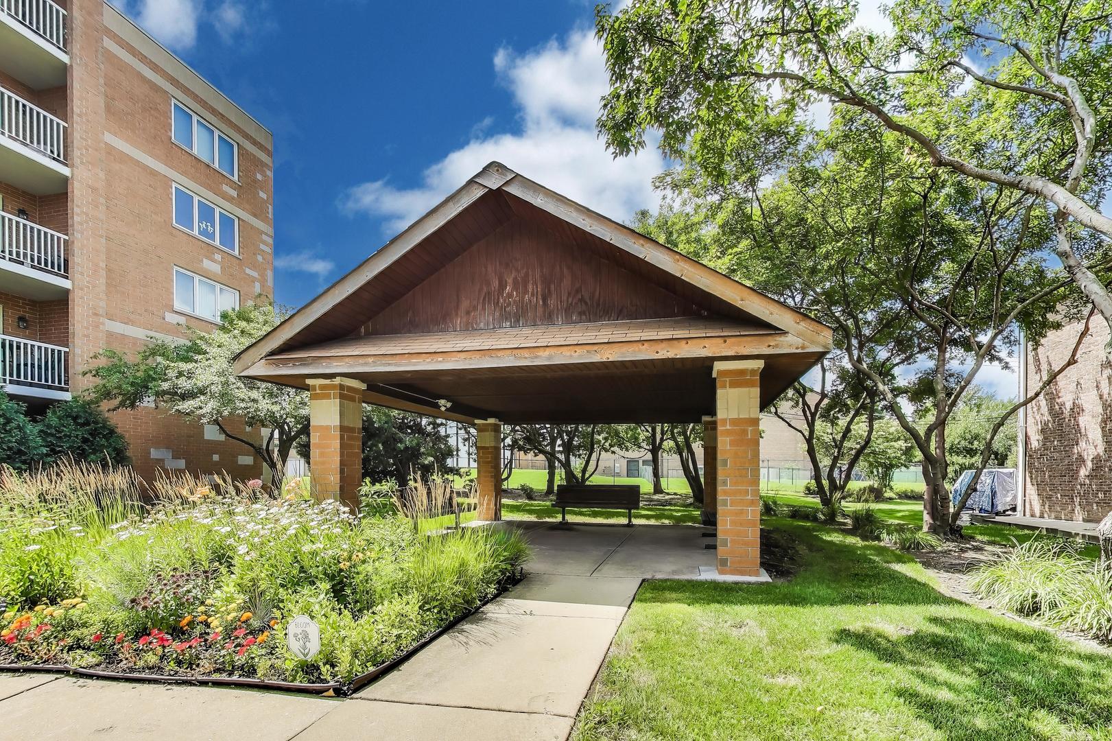 7450 N Waukegan Road 508