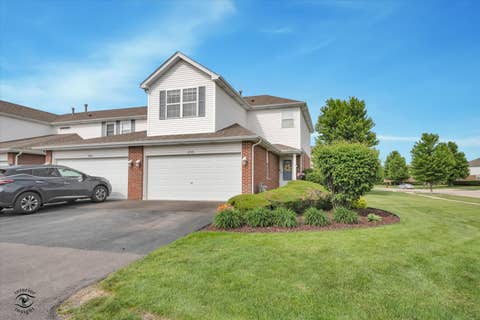 Photo of 2733 Foxwood Drive, New Lenox, IL 60451 (MLS # 12699968)