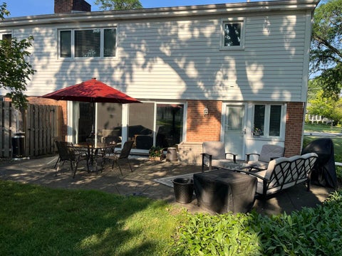 Tiny photo for 106 N Regency Drive E, Arlington Heights, IL 60004 (MLS # 12744917)