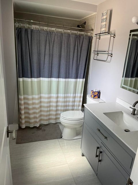 Tiny photo for 106 N Regency Drive E, Arlington Heights, IL 60004 (MLS # 12744917)