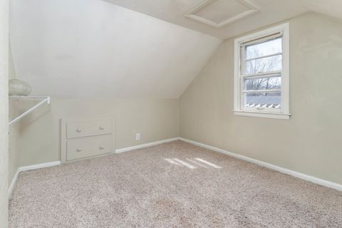 Tiny photo for 701 E Buchanan Street, Bloomington, IL 61701 (MLS # 12611061)