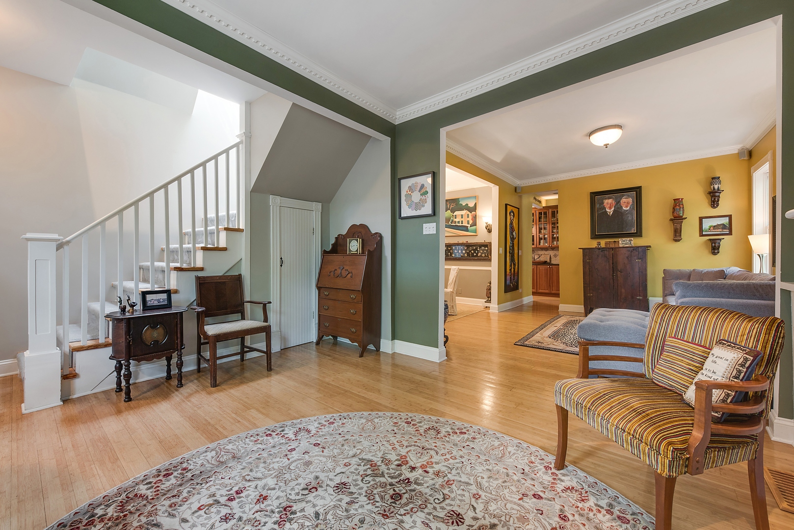 1519 N ELK GROVE Avenue 2