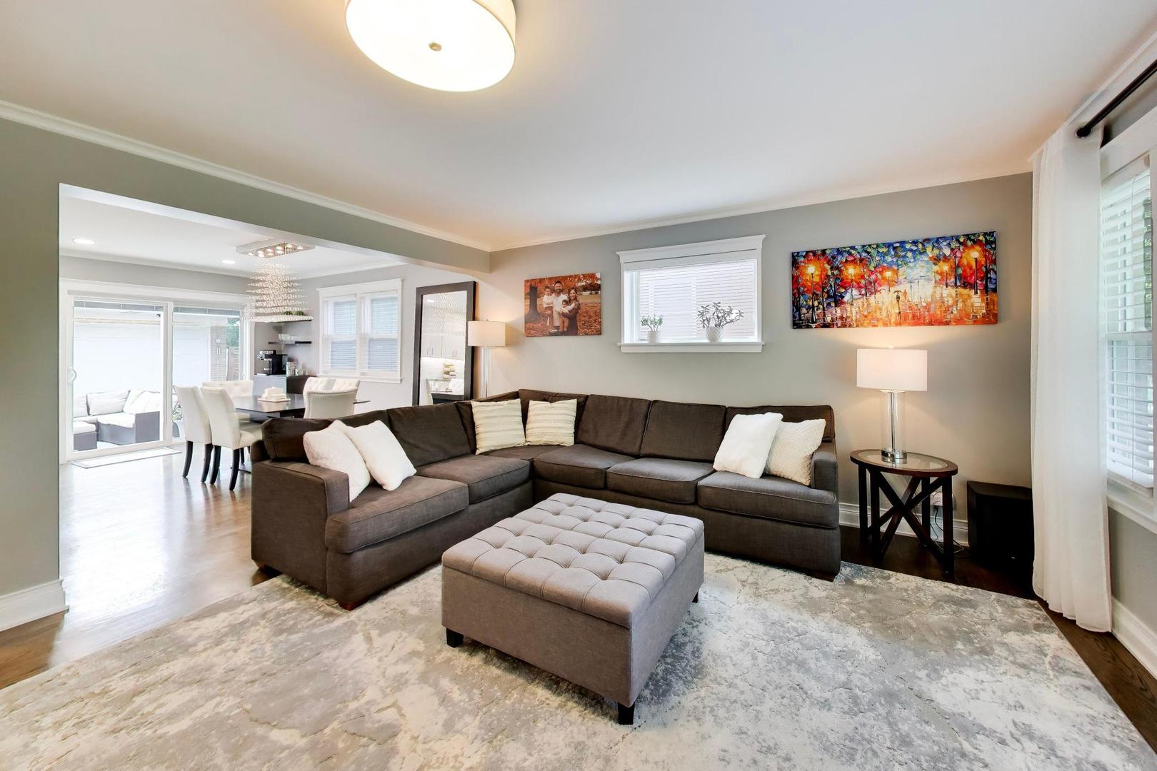 836 S Ashland Avenue