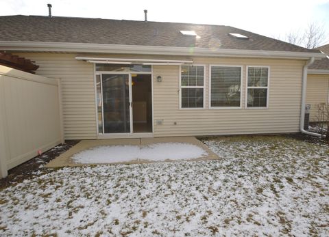 Tiny photo for 16242 Tomahawk Lake Court, Crest Hill, IL 60403 (MLS # 12549550)
