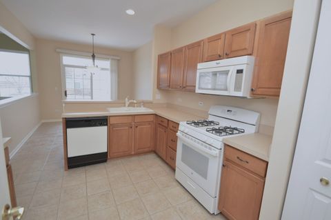 Tiny photo for 16242 Tomahawk Lake Court, Crest Hill, IL 60403 (MLS # 12549550)