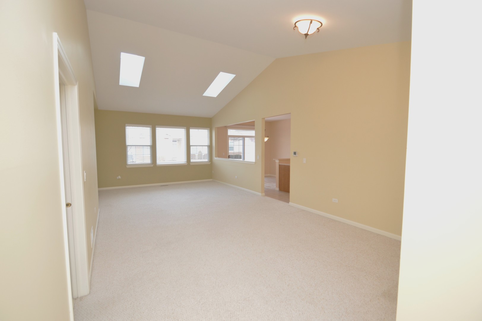 16242 Tomahawk Lake Court