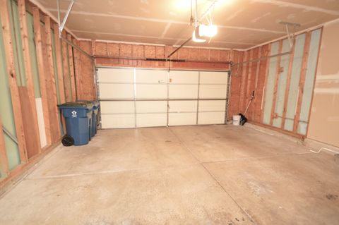 Tiny photo for 16242 Tomahawk Lake Court, Crest Hill, IL 60403 (MLS # 12549550)