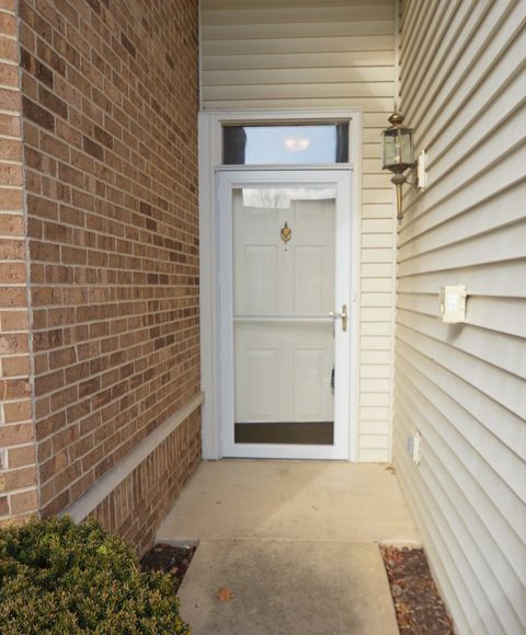 Tiny photo for 16242 Tomahawk Lake Court, Crest Hill, IL 60403 (MLS # 12549550)