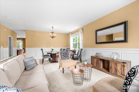 Tiny photo for 461 Mooresfield Street, Elgin, IL 60124 (MLS # 12686991)
