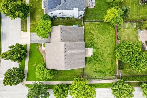 Tiny photo for 461 Mooresfield Street, Elgin, IL 60124 (MLS # 12686991)