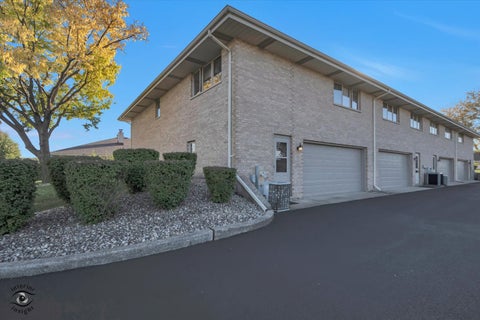 Tiny photo for 17911 Arizona Court #6117, Orland Park, IL 60467 (MLS # 12759543)
