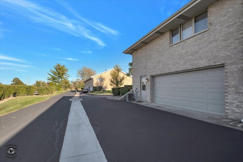 Tiny photo for 17911 Arizona Court #6117, Orland Park, IL 60467 (MLS # 12759543)