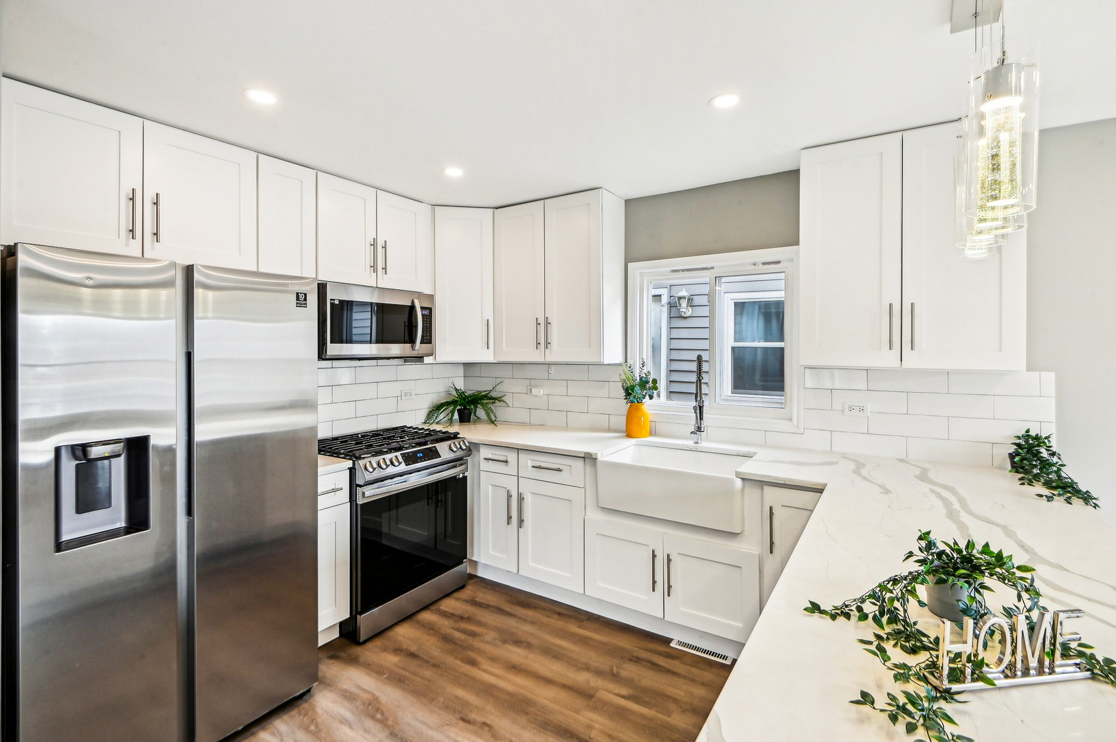 337 W 106th Place