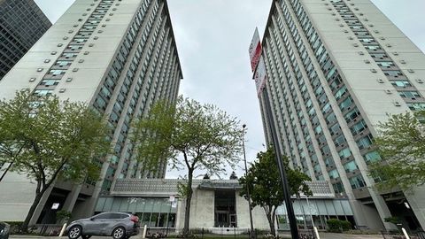 Photo of 3600 N Lake Shore Drive #707, Chicago, IL 60613 (MLS # 12373049)